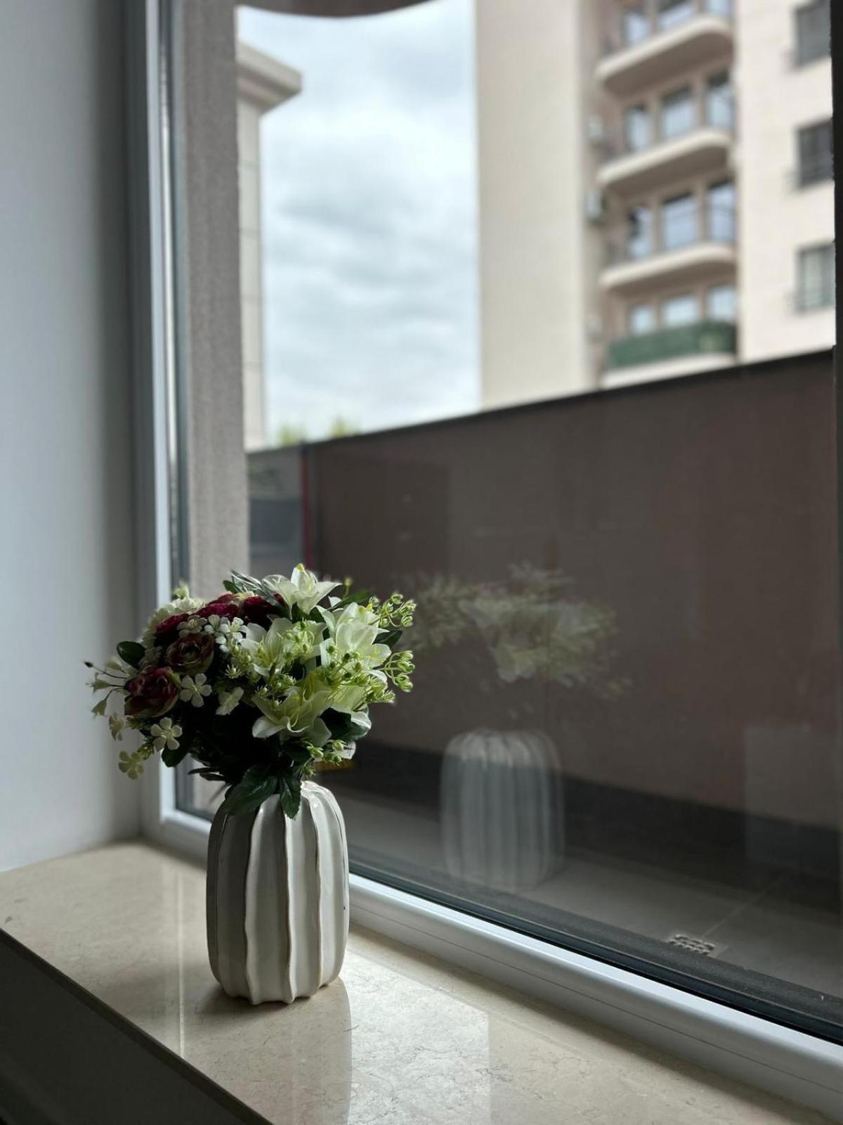 Summit Stay Apartment 布加勒斯特 外观 照片