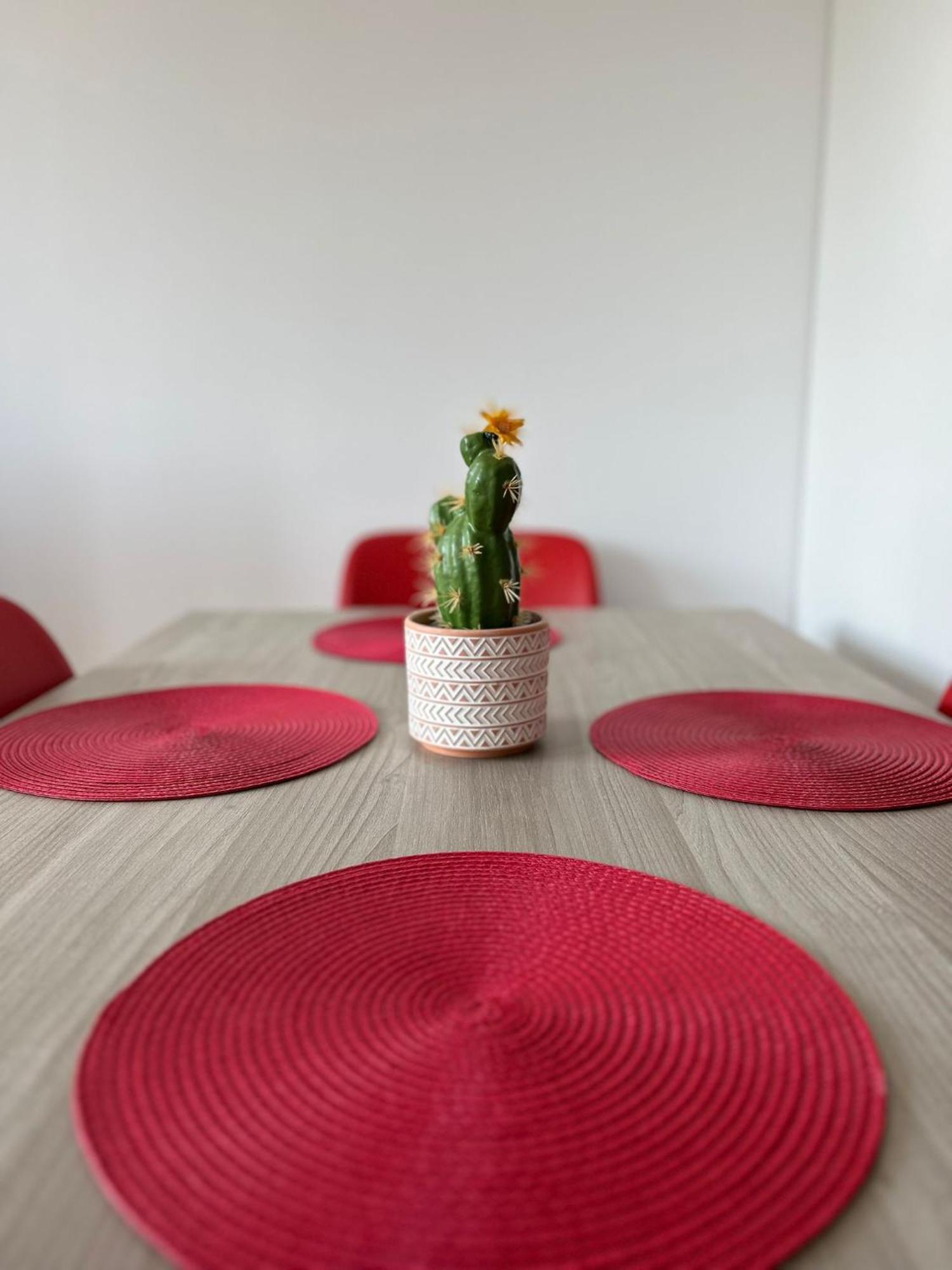 Summit Stay Apartment 布加勒斯特 外观 照片